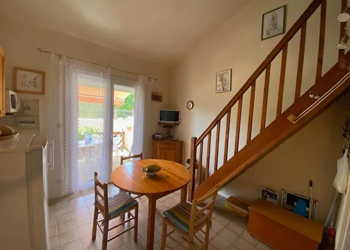 Willa Port Leucate: Charmante 4 Pers. Proche Lac, Terrasse, Parking, Animaux Acceptes - Fr-1-798-49 Leucate